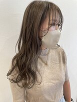 ルク(Luc) 透明感オリーブカラー