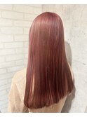 ピンクベージュ
