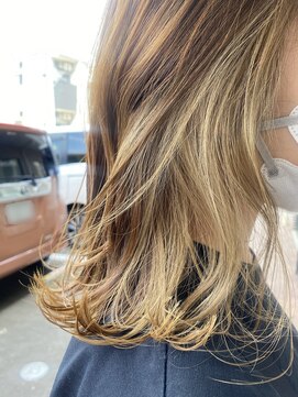 ヴィアスヘアー(vias hair) インナーカラー×ベージュ