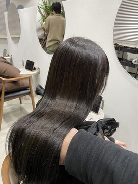 グラフ 立川(Graph.) 透明感カラー Aujua髪質改善トリートメント