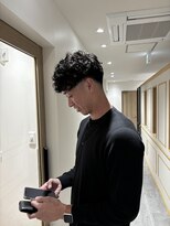 パウダーヘアー(powder hair) スペインカール