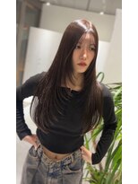 ヨロ 小岩(YOLO) 韓国風レイヤーカット&艶オリーブベージュ