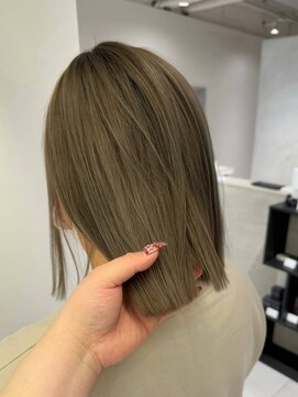 アテバイルイス 喜連瓜破(ATE by luis) ◎オリーブベージュ