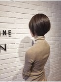 前下がりショートボブ
