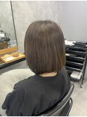 小顔効果◎艶ストレートボブ×オリーブベージュ
