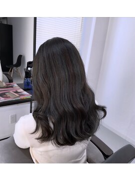 ノア(Noa) オリーブベージュ