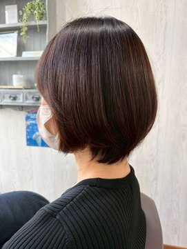 大人上品ショート/立体感ボブ/簡単スタイリング/顔周りレイヤー