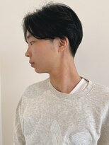 リック(LIC)&nbsp;センターパートスタイル