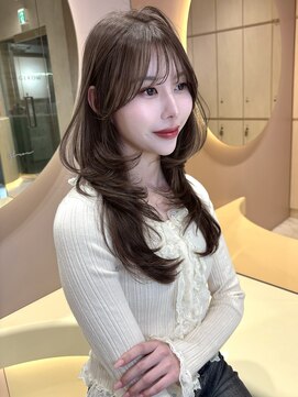 グロー 大宮(GLROW) レイヤーカット 顔まわり ミルクティーベージュ 韓国