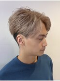 メンズにも人気ミルクティーベージュ！