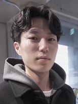 シキ(SIKI)&nbsp;ブリーチハイライト髪質改善ダブルカラーメンズパーマ