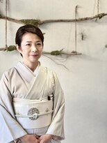 大人女子の結婚式お呼ばれスタイル