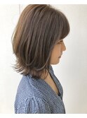 ミントベージュ