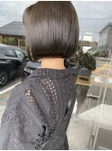  20代30代40代前下がりストレートカーキナチュラルボブ