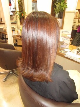 コアフィールフィス(COIFFURE fils) 《見附　今町》M3D スーツ女子　セミロング　外はね