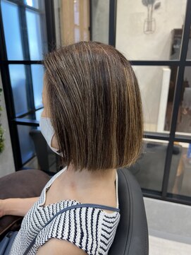 リベルタ(LIBERTA) 40代～60代◎大人のミニボブ