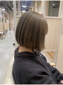 グレージュ