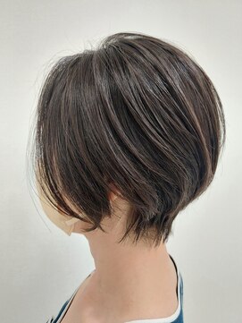 クレスフィリア (CLESC') 襟足スッキリショートヘア