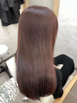 エクラートリアーラ 藤沢店(ECLART Reala) ピンクカラー