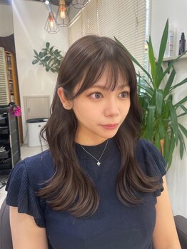 クレール(CLAIRE)の写真/頭が小さく小顔に見える、ボリュームが出て見えるなどシルエットにこだわったカットで美しいフォルム実現!