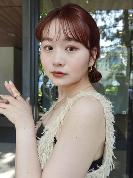 ガーデンヨコハマ(GARDEN YOKOHAMA) ダークレッド お団子ヘア 暖色カラー ブリーチなしカラー