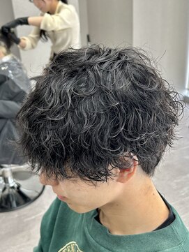 グロップ 町田(GLOP) 大人かっこいいメンズ波巻きパーマ