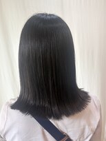 ココカラヘアー ニコ(cococara hair nico) 髪質改善ストレート/切りっぱなしミディアム/グレージュ