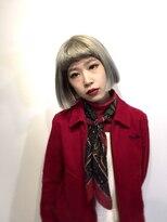 プランクスター(prankster)&nbsp;[prankster]ゴールドパールグレージュ切りっぱなしショートボブ