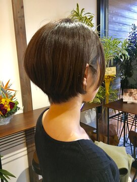テンポヘアー(tempo hair) 大人ハンサムショート