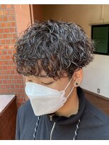 サロン ド ロイ(Salon de Roi)&nbsp;波巻きパーマツイストスパイラルツーブロックマッシュ六甲三宮