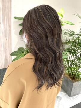 エアー 横浜(AIR) 【寺本】大人の白髪ぼかしハイライト