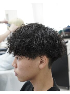 メンズ サロン ドット トウキョウ 町田店(men's salon dot. tokyo) 緩め波巻きパーマ〔町田/メンズカット/眉毛/眉毛カット〕