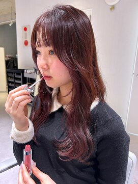 アム(amu) チェリーピンクカラー×ゆるふわロング