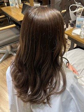 ヘアリゾート粋 トゥジュ 池袋東口店(tujuh) ミルクティーブラウン/透明感カラー