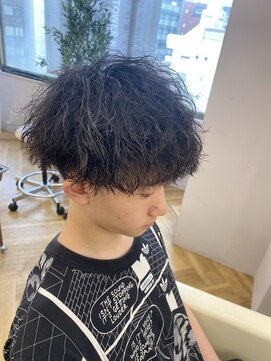 アレス バイ シカ 神戸三宮元町店(ALLES by Cica) 波巻きツイストスパイラルパーマツーブロック刈り上げ