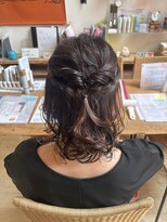 フラット(flat) ヘアセット◎ハーフアップ