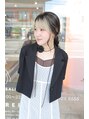 スリーヌーン(THREE noon) ami