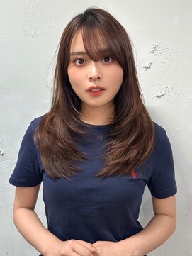 アリスバイアフロート 自由が丘(ALICe by AFLOAT) * レイヤーカット / 顔周りカット / グレージュ