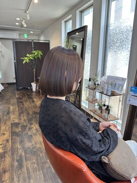 ツナグ(繋) 柔らかなボブ