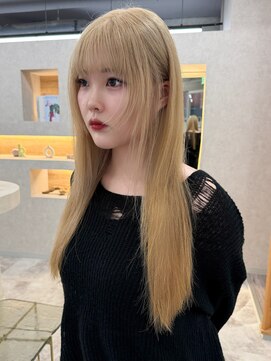 アロ 大阪梅田(alo) 【momoa】ブロンドベージュヘア《ブリーチ/大阪梅田》