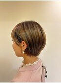 丸みの可愛いショートスタイル