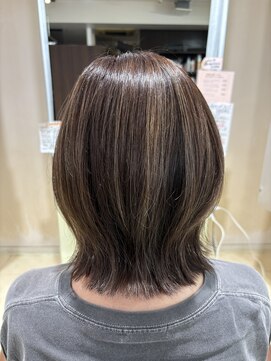 アズール 草加(azule) くびれ　レイヤー　ミディアム