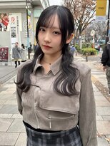 ロンドイディールバンダイ 新潟万代(Lond ideal)&nbsp;ハッシュカットのハーフアップアレンジ×グレーブラック