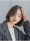 【オフィスで浮かない】大人ナチュラルレイヤーボブ