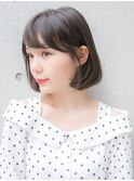 耳かけ艶髪ボブ