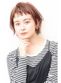 オン眉 ゆるふわカール くびれボブ 耳掛け