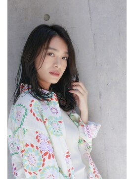 サングース(Sungoose) Sungoose カーキグレージュ大人かわいいフェザーバング