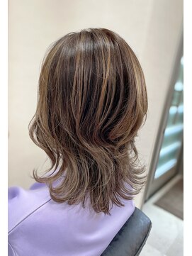 トゥエンティ(twenty) ハイライトウルフ