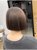 シルバーグレージュボブ