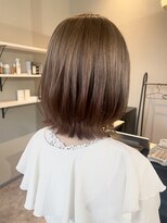 アットラップレーヴ(attrape-reve) 20代30代40代ナチュラルブラウン綺麗めくびれレイヤー外ハネボブ